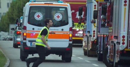 STRAVIČNA NESREĆA, SUDARILI SE AUTOBUS I AUTOMOBIL:Najmanje 30 osoba povrijeđeno, MEĐU NJIMA I DJECA!  