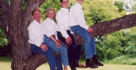 BLAM STOLJEĆA: Porodične fotografije od kojih ćete se osjećati stvarno neprijatno, TEK DA VIDITE BROJ 8, ŠOK!