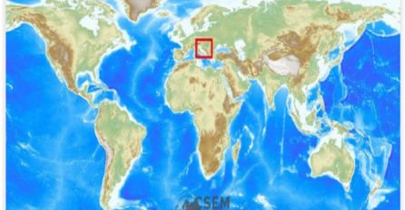 TRESLO SE TLO, PADALE CIGLE U CENTRU GRADA: Još jedan zemljotres pogodio BiH, građani u panici!