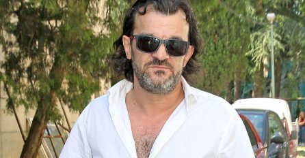 "E SAD JE STVARNO DOSTA", LUKAS VAN SEBE OD BIJESA NAPISAO KARLEUŠI PORUKU: "Hoćeš da napišem sa koliko si...", KAD ČUJETE NASTAVAK PORUKE ZANIJEMIT ĆETE, SKANDAL!