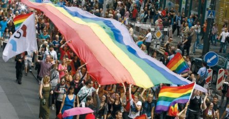 Pismo jednog homofoba UZBURKALO JAVNOST: "Sarajevo-grad heroj nije mjesto koje će dugine boje skrnaviti"