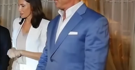 EMINA JAHOVIĆ I TURSKI MILIJARDER PRED MATIČAREM: Objavljen snimak sa vjenčanja, MLADA JE OČARALA SVE (FOTO)