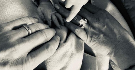 ANA IVANOVIĆ SAMO ŠTO JE RODILA DRUGO DIJETE USLIKALA SVOJE TIJELO NAKON POROĐAJA: Svi su u nevjerici da NJENO TIJELO OVAKO IZGLEDA!