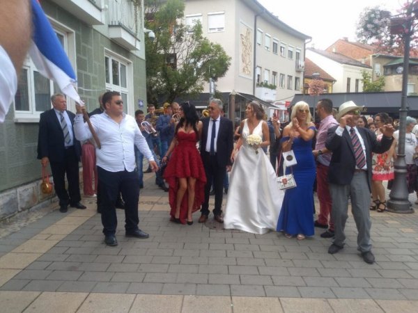 whatsapp-image-2019-09-07-at-14-45-56-9-1000x0