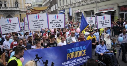 U Sarajevu održana mirna šetnja “Dan tradicionalne porodice“