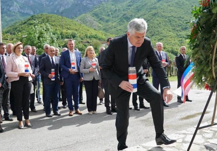 Čović u Grabovici: BiH neće biti normalna država dok se svi zločinci ne kazne
