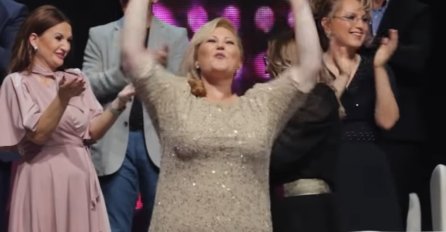 POBJEDNICA "NIKAD NIJE KASNO" ODUŠEVILA JE CIJELI REGION: Prije 3 dana pojavila se na TV-u ni niko ne može vjerovati da je OVO ONA, SMRŠALA?! (VIDEO)