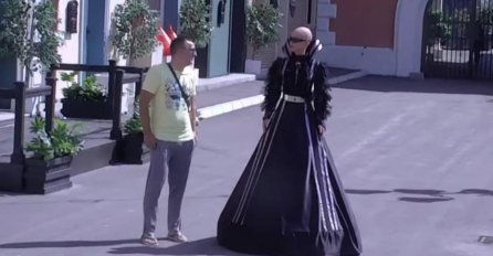 LEPOSAVA OBRLATILA LUNINOG OCA DA NIJE NI SKONTAO: Tako ga je namamila da je pred kamerama otkrio u koga je ZALJUBLJEN! BLAM!