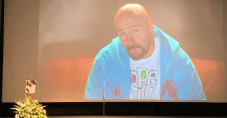 JECAJI ODIJEKIVALI, GRUOVU MAJKU DRŽALI DA NE PADNE: Od bola i tuge nije mogla da stoji, smrt sina je dotukla! 