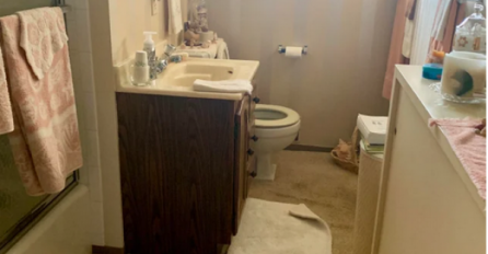 UŠLA SAM U KUPATILO BAKE SVOG DEČKA: Kad sam vidjela šta je na podu, ZGROZILA SAM SE! Ko još ovo radi?