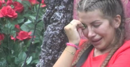 SVI SU MISLILI DA JE NJEN BRAK SA DEJANOM SAVRŠEN: Dalila Dragojević sinoć u suzama priznala, PA SPOMENULA NJEGA!