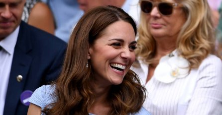 TRUDNA KATE MIDDLETON?! PRVO SE OFARBALA U PLAVO, PA URADILA OVU STVAR: Britanska javnost u šoku, EVO ŠTA SE DEŠAVA!