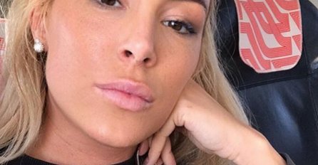 ZAGRLJENI NA JAHTI U KUPAĆIM KOSTIMIMA! SENIDAH KONAČNO POKAZALA DEČKA: Ovako dobrog frajera odavno niste vidjeli! (FOTO)