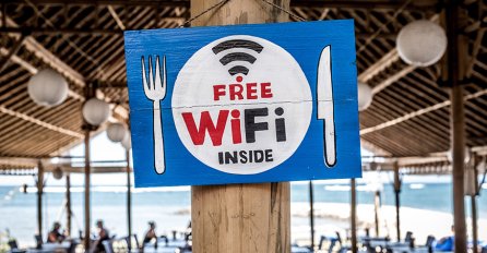 NAJSMJEŠNIJE WI-FI ŠIFRE U KAFIĆIMA: Dokaz da su BALKANCI najkreativniji ljudi, PLAKAT ĆETE OD SMIJEHA!