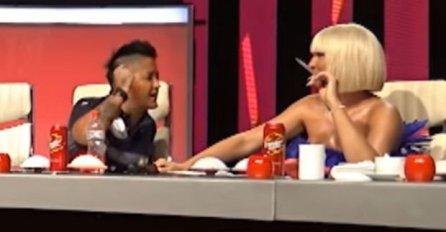 "RAŠČERUPAT ĆU TE KAO KOKOŠKU", MARIJA BIJESNA URLALA NA KARLEUŠU: A onda joj spomenula GRUDI! (VIDEO)