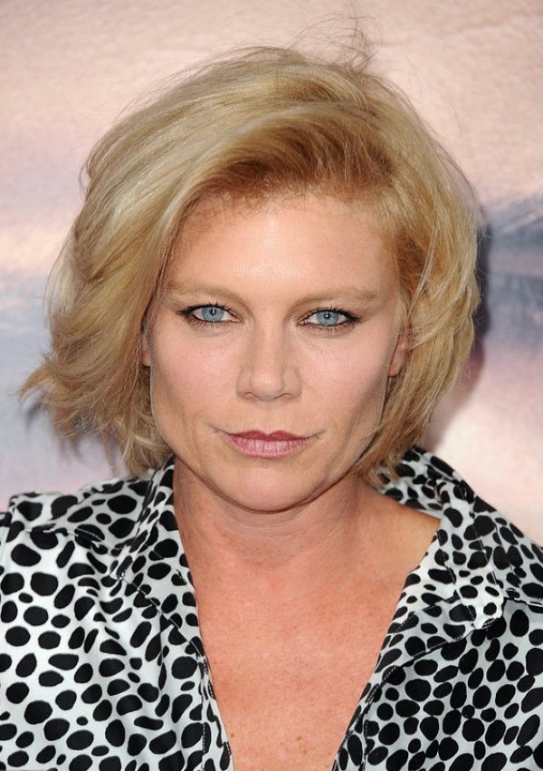 tumblr-nn088smjal1rpuq78o1-r2-1280-zpslu1tnslz