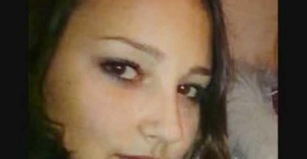 ZAVRŠILA TRI RAZREDA PA ODUSTALA: Naša pjevačica se danas kupa u PARAMA, a školi je rekla "zbogom" sa samo 17 godina