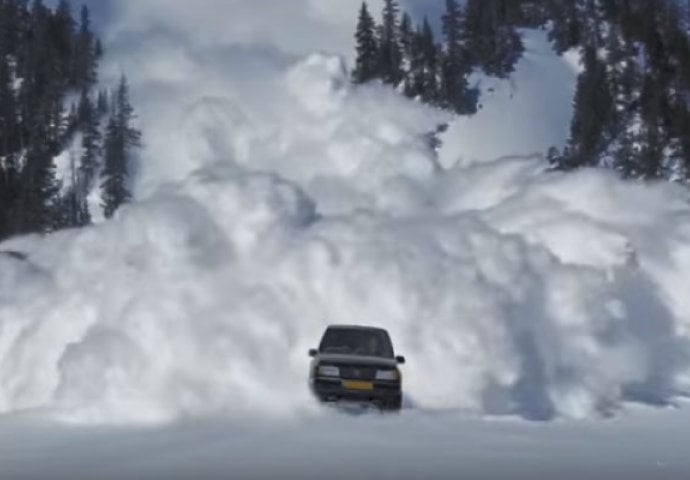 ČOVJEK NAPRAVIO NAJBOLJI VIDEO IKADA DA BI PRODAO SVOJE AUTO STARO 20 GODINA:  bez utrošenih hiljada napravio NAJMOĆNIJU REKLAMU !