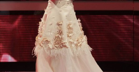 DA LI JE OVO NOVA POBJEDNICA "ZVEZDE GRANDA"? Kad je izašla na scenu žiri je zanijemio, A KAD JE PUSTILA GLAS NASTAO JE MUK, MARIJA JE ODMAH UZELA SEBI! (FOTO)