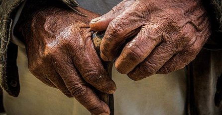 POUČNA PRIČA: Starac i prsten