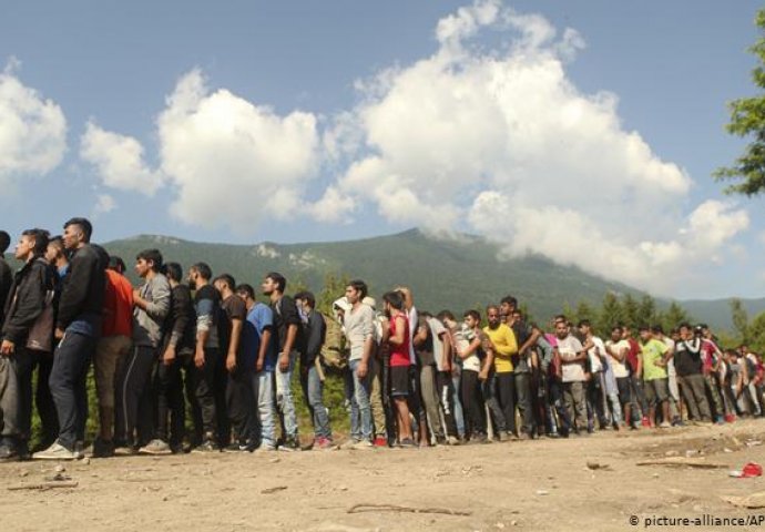 Premještanje migranata iz kampa Vučjak počinje danas