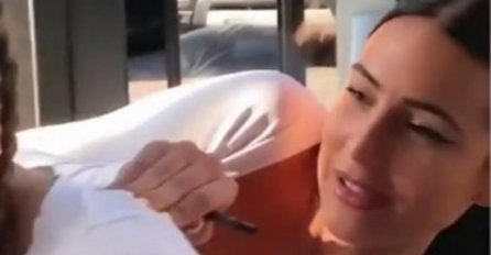 CECINA KĆERKA ZAVRŠILA ISPOD STOLA, "BJEŽITE OD MENE": Vrištala od straha, snimili je kamerom (VIDEO)