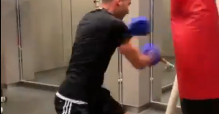 OBJAVLJEN SNIMAK, DUŠKO TOŠIĆ BIJESAN, UDARA IZ SVE SNAGE: Jelena ni ne sluti šta radi, POGLEDAJTE LICE NJENOG MUŽA (FOTO)