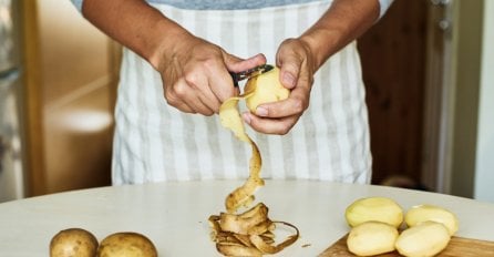 OTROV! OBRATITE PAŽNJU! Provjerite da li krompir koji kupujete izgleda ovako! 