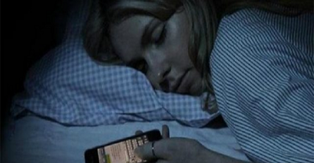 NIJE STIGLA NI DA SE OKRENE Nesrećna devojčica zaspala je sa mobilnim u krevetu, ujutru nije davala znake života samo zbog ove kobne greške!