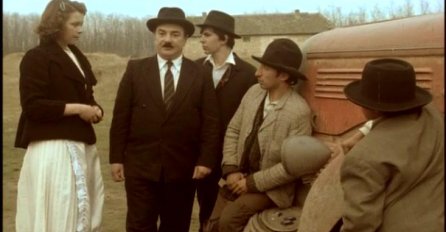 DOBIJAO JE BATINE U KO TO TAMO PEVA, A ONDA MU SE ŽIVOT POTPUNO PROMIJENIO: Cijeli Beograd ga zna, ali ne zbog filma! Evo kako danas izgleda! (FOTO)