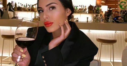 ANASTASIJA RAŽNATOVIĆ NEPREPOZNATLJIVA BEZ SKUPE ŠMINKE I SLIKONA: Evo kako je nekad izgledala CECINA KĆERKA, sve objavljeno!