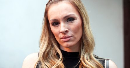 ANABELA NAPUŠTA SRBIJU, U VEZI SA STARIJIM MUŠKARCEM: Donijela drastičnu odluku nakon razvoda, OVO SVE MIJENJA!