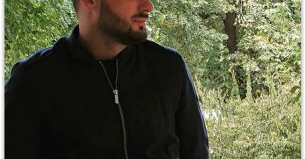 SAMO ONE GA NISU PODRŽALE: Miljković otkrio zbog čega se njegova majka i sestra NISU POJAVILE na njegovoj promociji