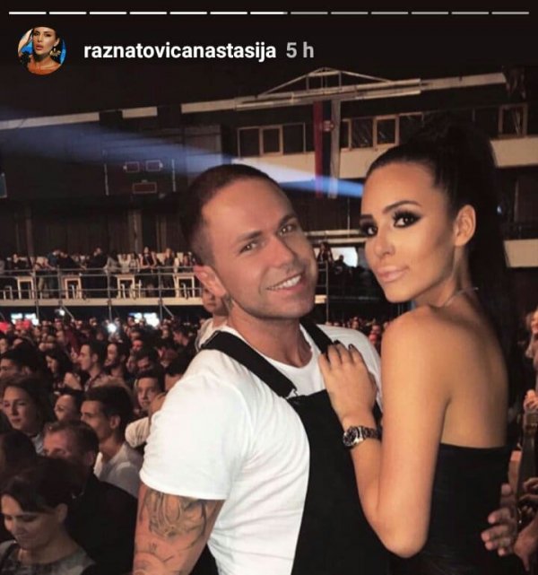 71592534-911720005894719-4377824280361041920-n