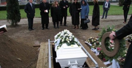 TUGA DO NEBA, SLAVNI MUZIČAR IZGUBIO BITKU ZA ŽIVOT: Tužne vijesti saopštila njegova kćerka!