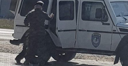 ALBANCI PUCALI NA SRPSKE POLICAJCE!