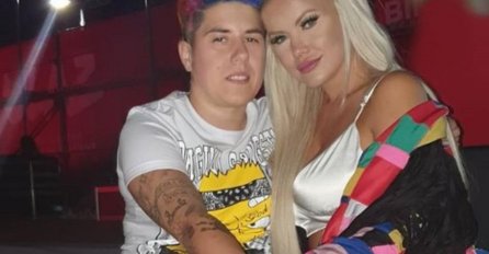 BILA JE RIBA ZA KOJOJ SU SE SVI MUŠKARCI OKRETALI, MATORA S DUGOM KOSOM I ŠMINKOM NEPREPOZNATLJIVA: Niko ne može da vjeruje da je bila OVAKVA LJEPOTICA!