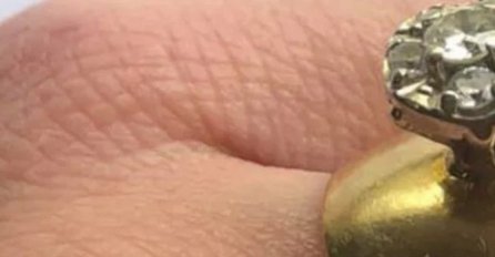 "TVOJ TATA MRZI TVOJU MAMU" VJERENIČKI PRSTEN IZAZVAO UŽASNE KOMENTARE: Liči na kvaku za vrata, od ovog biste POBJEGLI VRIŠTEĆI!