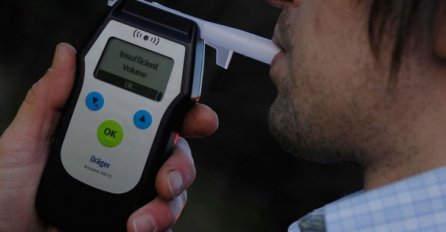 E OVO SAMO U BOSNI IMA Skočio u Drinu da izbjegne alkotestiranje pa završio u bolnici