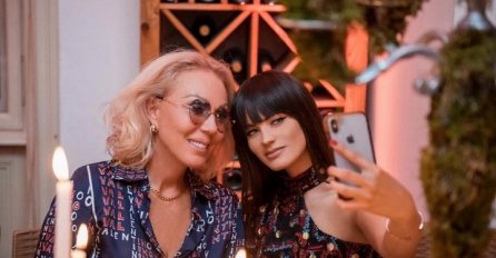 OVA PJEVAČICA JE BRENINA NOVA SNAHA, DA LI JE LJEPŠA OD PRIJE? Evo u kakvom je odnosu sa budućom svekrvom, OVA SLIKA SVE GOVORI!