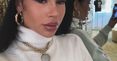 KĆERKA MILETA KITIĆA MAMI UZDAHE, NIKAD JE OVAKVU NISMO VIDJELI: Svi komentarišu OVAJ DETALJ na licu!