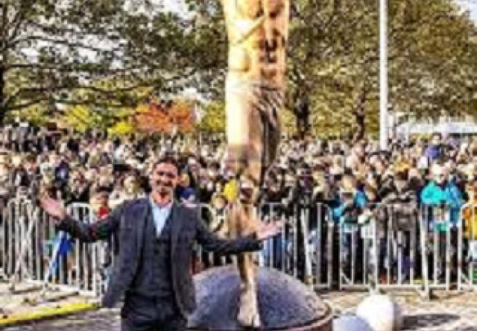 ŠVEĐANI U ŠOKU: Ovi detalji na statui Ibrahimovića ZGROZILI JAVNOST! Oglasio se fudbaler