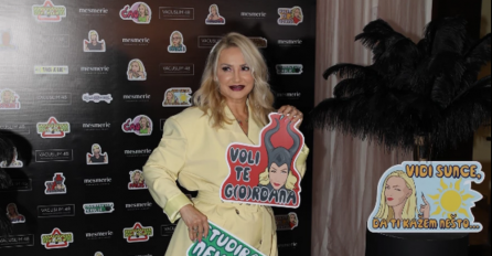 JUČER OBJAVILA KAKO SE RAZVODI OD RAŠE, A SINOĆ SE GOCA POJAVILA SA NJIM: Svi su ih slikali, čestitke STIŽU SA SVIH STRANA!