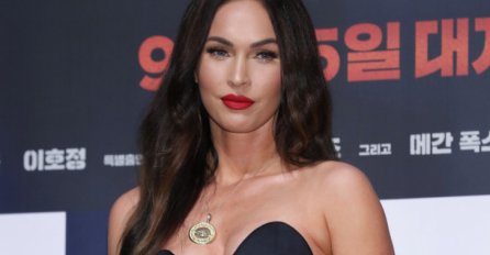 SLAVNA GLUMICA DOTAKNULA DNO, MNOGI SU ZGROŽENI: Pogledajte šta je od sebe učinila brojnim plastičnim operacijama, a nekoć je bila najljepša žena svijeta!