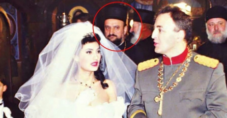 Cecu i Arkana je vjenčavao ON! SVI SU U ŠOKU! Mračna tajna sa svadbe vijeka isplivala na vidjelo,a sve zagvaljujući ovoj fotografiji