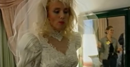 LEPA BRENA U KUPAĆEM DOŠLA KOD HIRURGA: Udario ju je dva puta, a ONDA OVO REKAO, PJEVAČICA SE ODMAH OGLASILA!