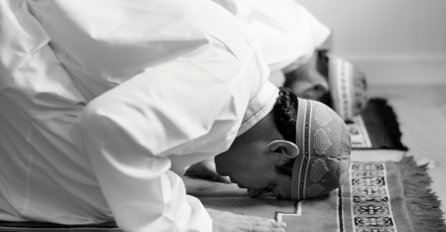 KAKO MU JE ZASIJALA ISKRA ISLAMA Bio je 'jugoslovenski Michael Jackson', ali sve bi dao za sedždu Gospodaru