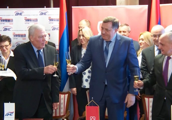 Dugo očekivani susret Dodika i Pavića