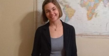 DOŠLA JE NA ODBRANU DOKTORATA I OBUKLA OVU SUKNJU: Profesori u ŠOKU kad su je ugledali, OVO SE JOŠ NIJE DESILO!