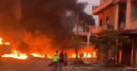 STRAVIČNA EKSPLOZIJA NA PIJACI PREPUNOJ LJUDI, MRTVI I RANJENI NA SVE STRANE: Evo šta se trenutno dešava na LICU MJESTA, OBJAVLJEN SNIMAK!